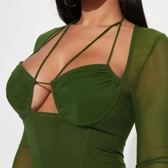 Elegant Green Sheer Women's Top - Picture 3 of 7